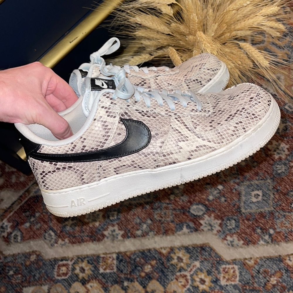 Men’s Snakeskin Air Force 1 size 11.5